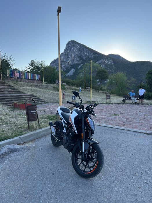 KTM DUKE 390 2022 в отлично състояние