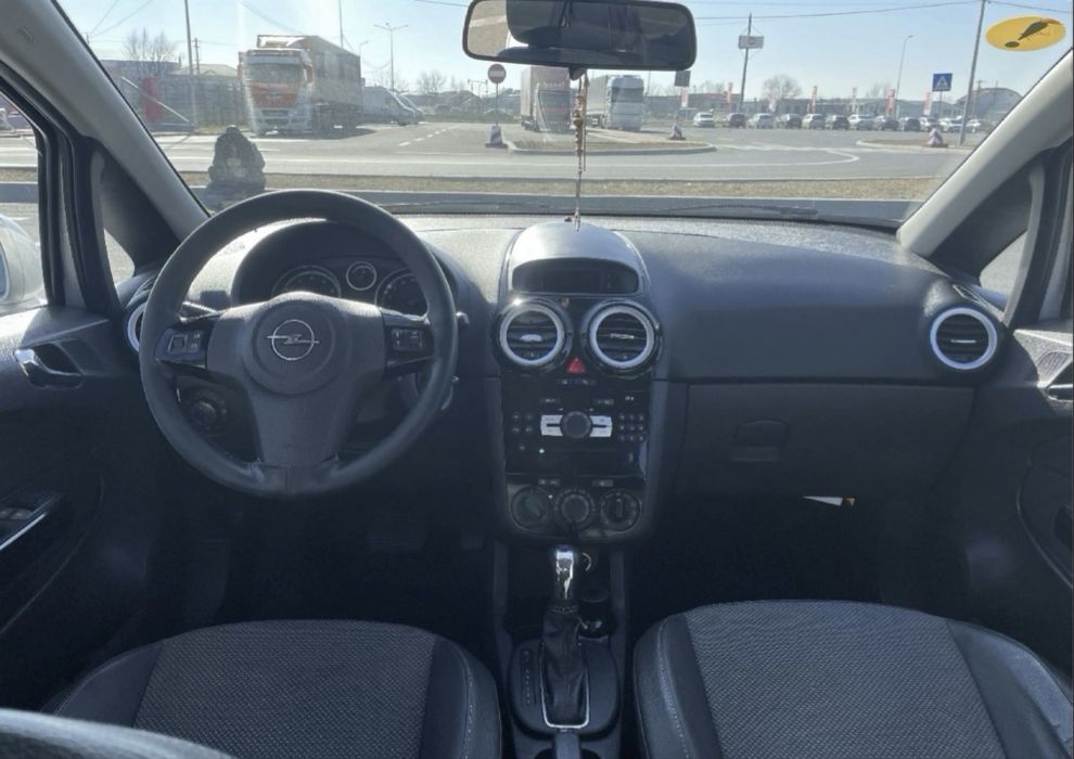Opel Corsa 1.4 AUTOMAT