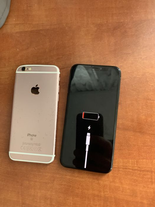 Телефони за части