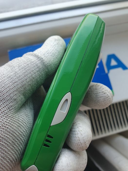 Nokia 3310 Green Apple!