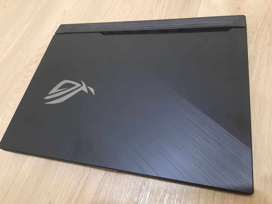 Asus Rog Strix G512 RTX2070 Обмен на Iphone 14 pro