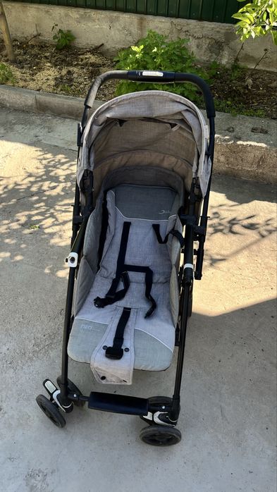 Коляска. Прогулочная коляска. Коляска для малышей