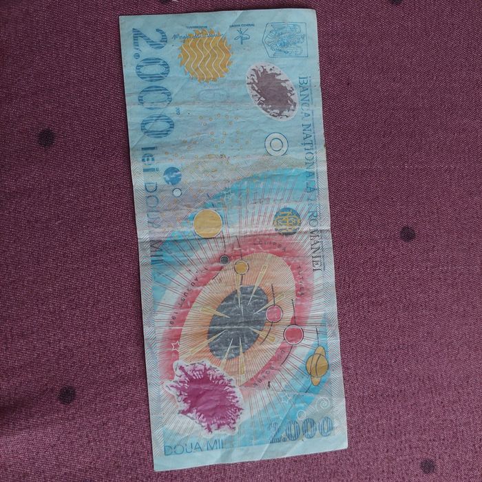 Vând bani vechi cu eclipsa