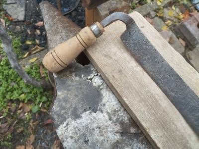 Стар извит рукан