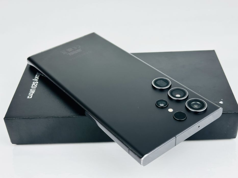 Samsung Galaxy S23 Ultra 5G 512GB 12RAM Black Перфектен! Гаранция!