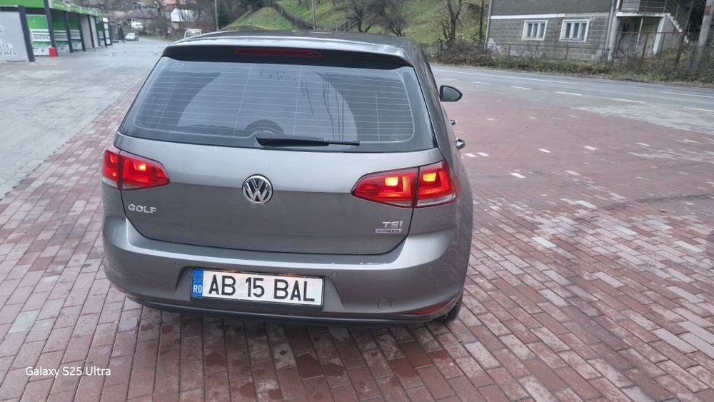 Volkswagen Golf 7 Hatchback 2013