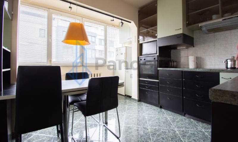 Дава се под наем Тристаен апартамент в София, Оборище - 84 кв.м за 525 € - Снимка #7