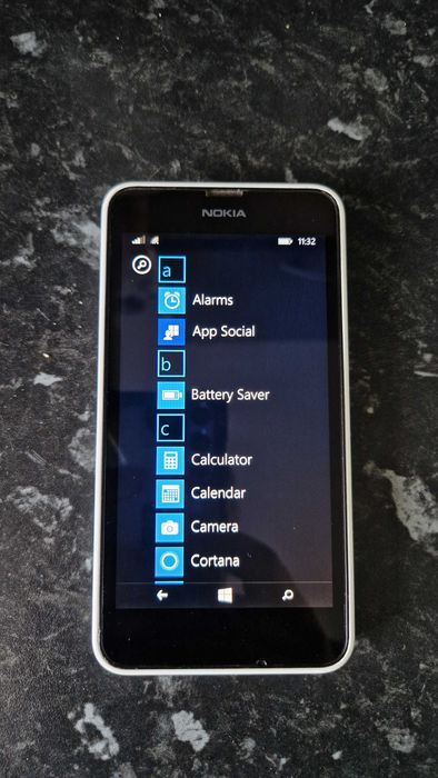 Vand Nokia Lumia 635 ALB cu 4G !!Codat Orange!! Windows 8.1 la 100lei