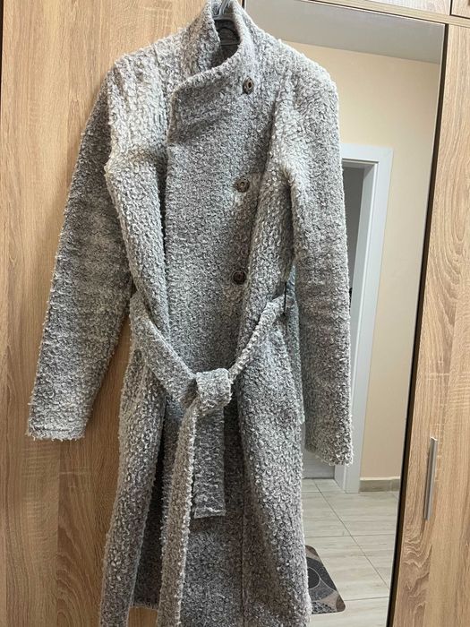 Зимни и есенни якета и палта - цената от 150лв е за вълненото палто