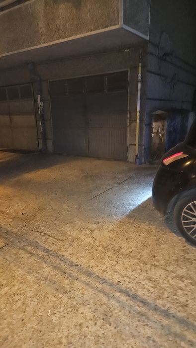 Метални гаражни врати