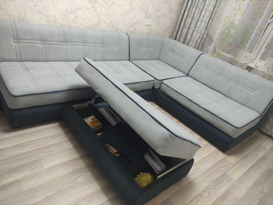 Продаётся диван.