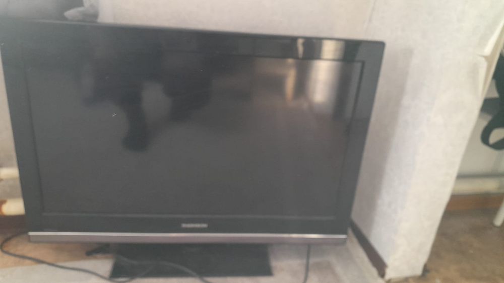 Продам телевизор