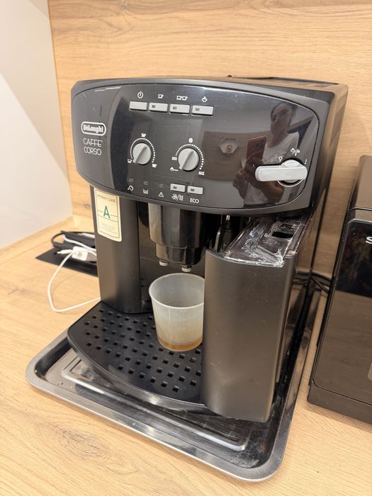 Espressor automat De'Longhi Caffe Corso ESAM2600, 1100W, 15 bar, 1.8 l, Negru