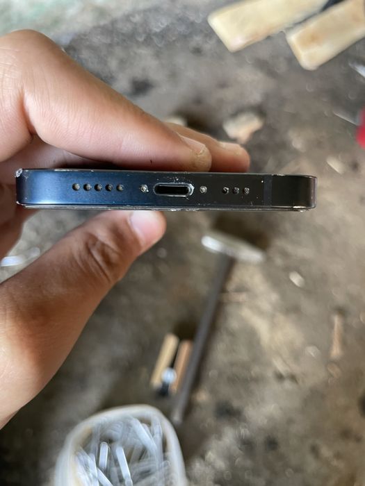продам IPhone 13 pro