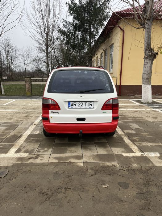 Ford Galaxy 1.9 TDI, 7 locuri.
