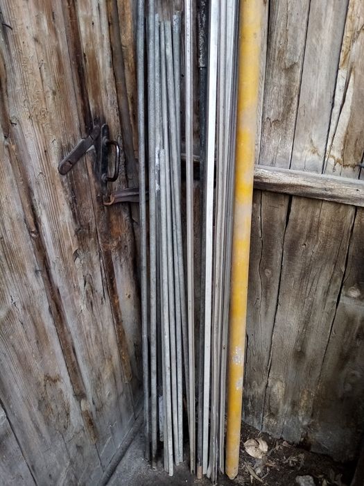 Профиль, трубки алюминиевые.