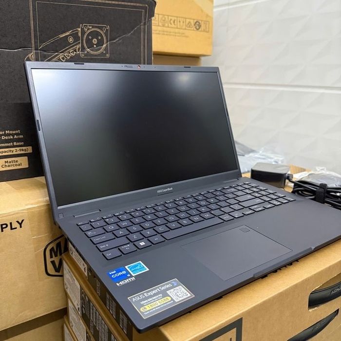 Продам Asus ExpertBook