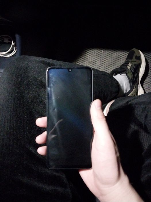 Продам Самсунг А33