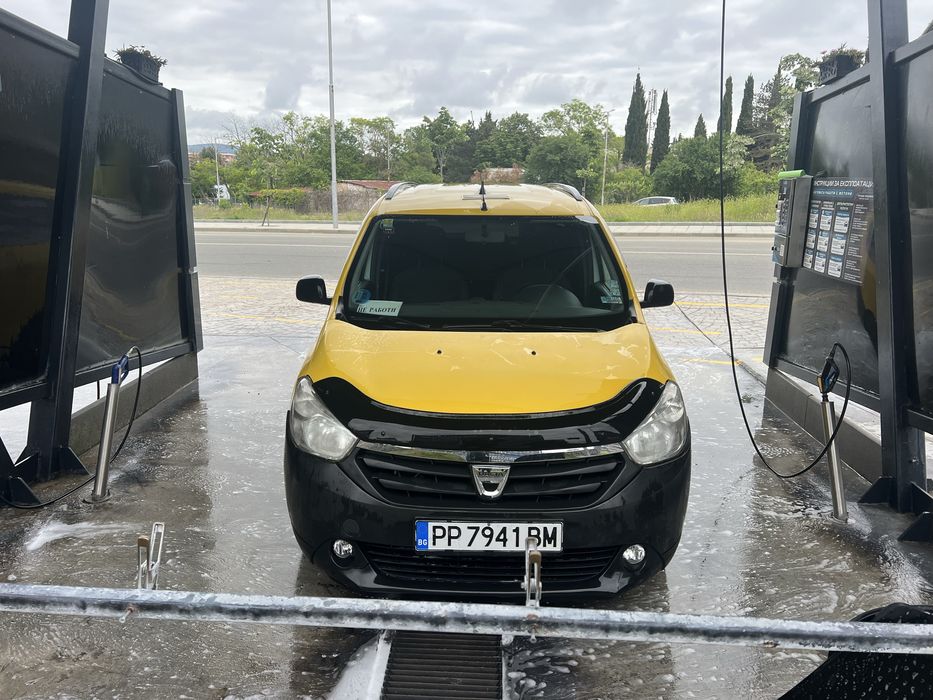 Дачия Лоджи 1.6 газ бензин