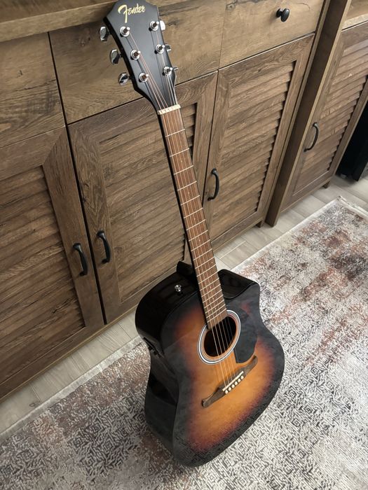 Chitara electro-acustica Fender 125 CE - noua