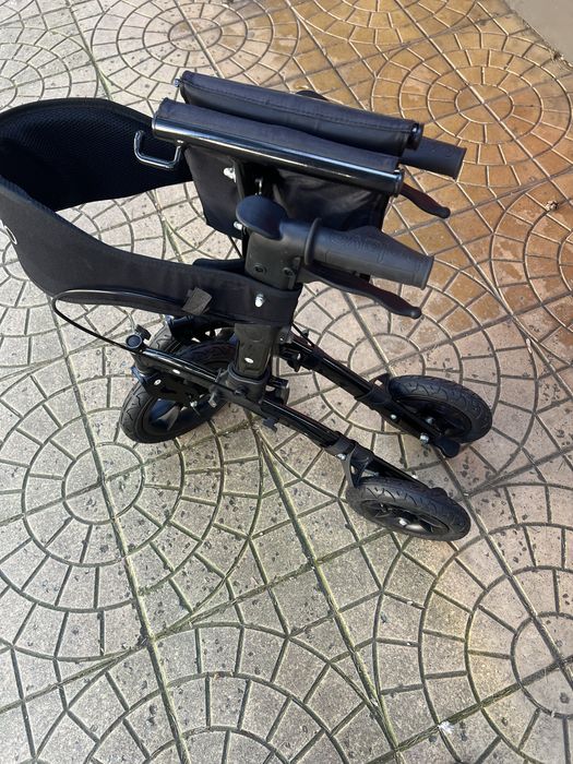 Ролатор - проходилка  / чисто нов /