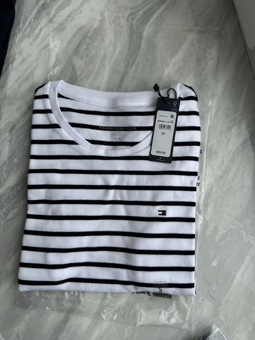 Женская футболка Tommy Hilfiger