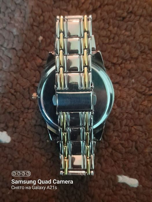 Soat sotiladi srochni pul kere