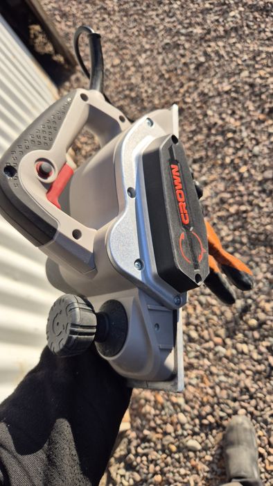 Электро рубанок пользовались один раз