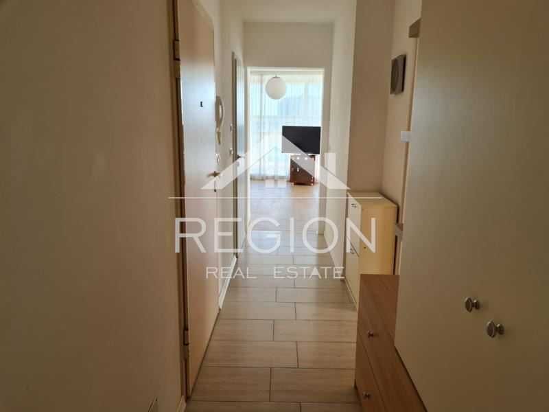 Дава се под наем Тристаен апартамент в Варна, Бриз - 90 кв.м за 867 € - Снимка #7