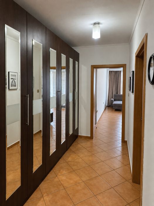 Продава се Тристаен апартамент в Варна, Гръцка махала - 120 кв.м за 10 €/кв.м - Снимка #9