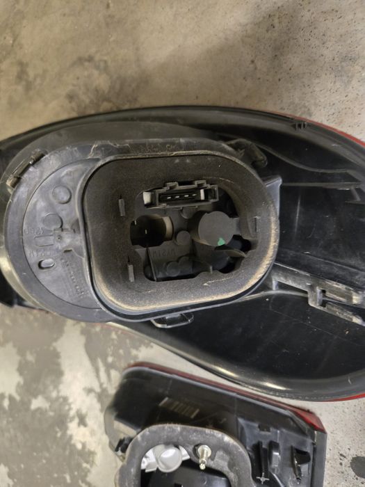 Volkswagen Tiguan MK1 стопове мигачи (задни фарове)