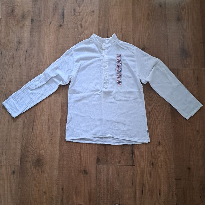 Българска народна риза с шевици