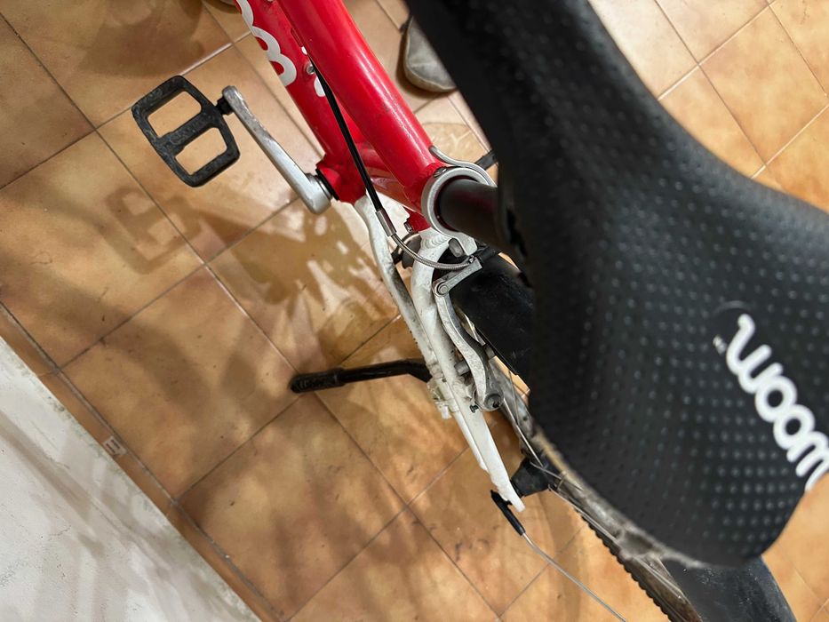 Woom 4 детско колело червено бяло