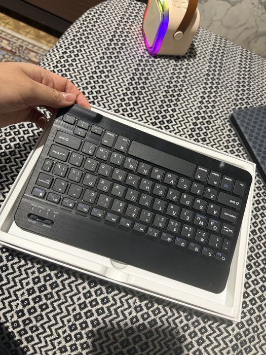 Планшет 17 про мах