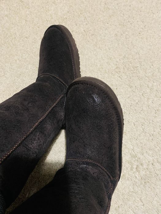 UGG Australia- model brocat