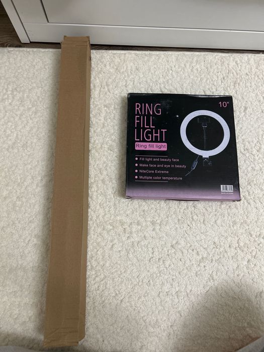 Продаю колльцевую лампу