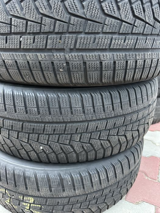 Set anvelope 225/60/18 Hankook