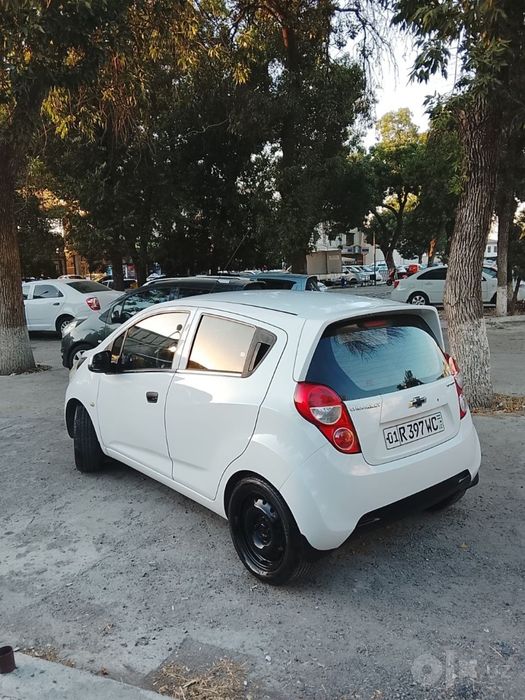 BRR spark arenda bowga 800