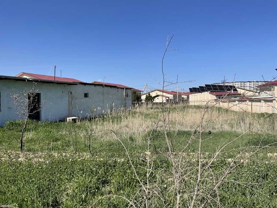 Qarshi shahrida 9 sotixli turar joy sotiladi, hamma hujjatlari joyida