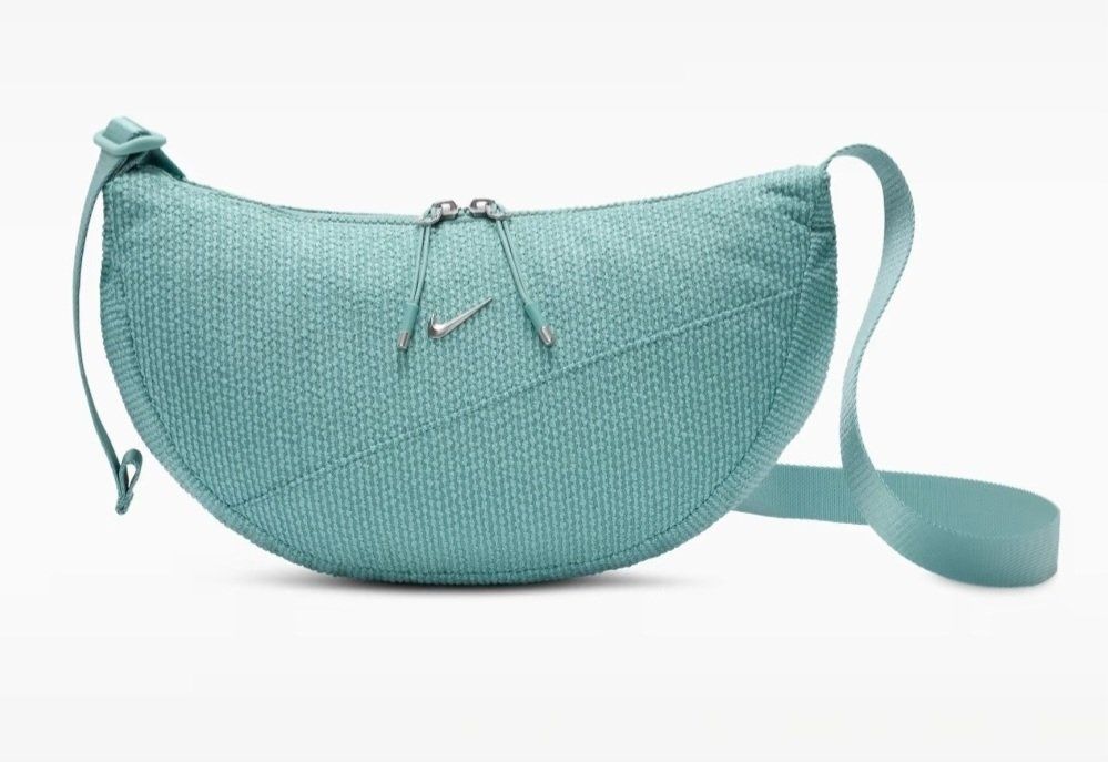 Оригинални нови Найк чанти