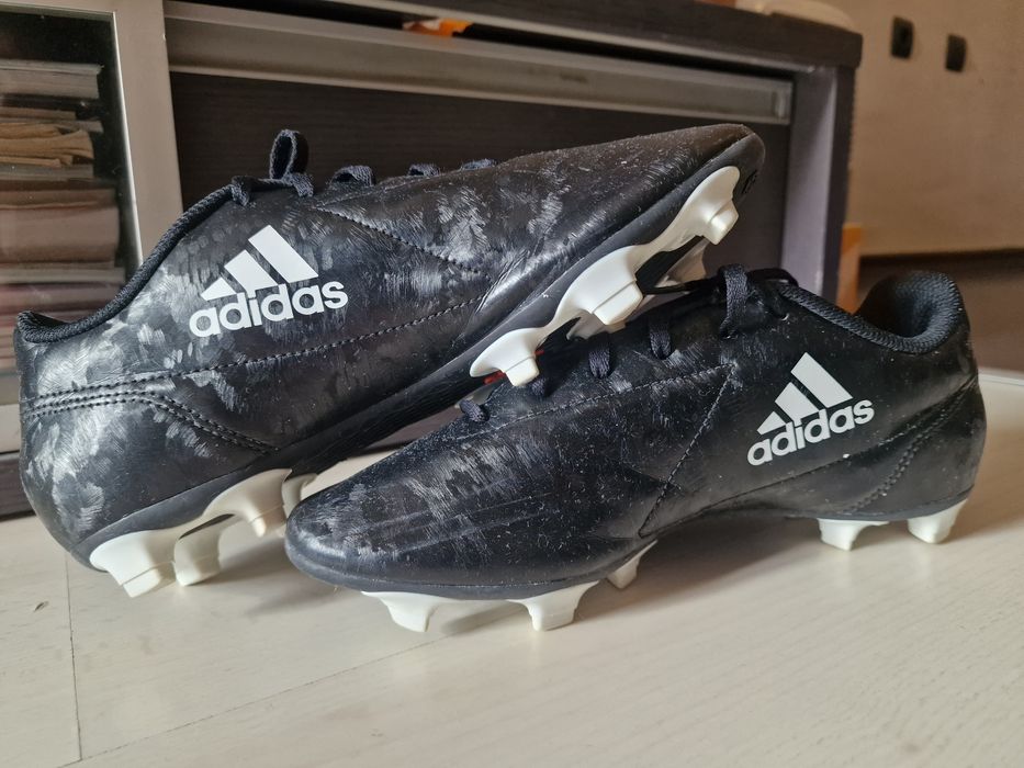 Мъжки бутонки Adidas 40 номер