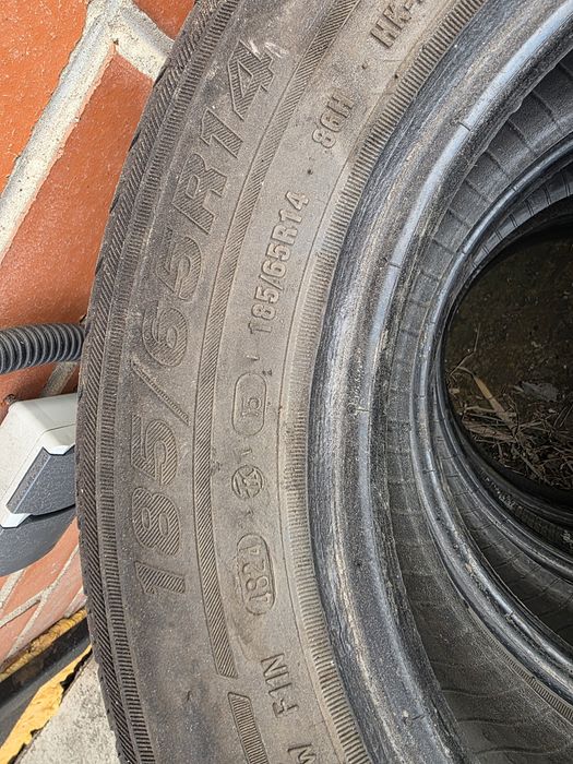 Продам комплект резины