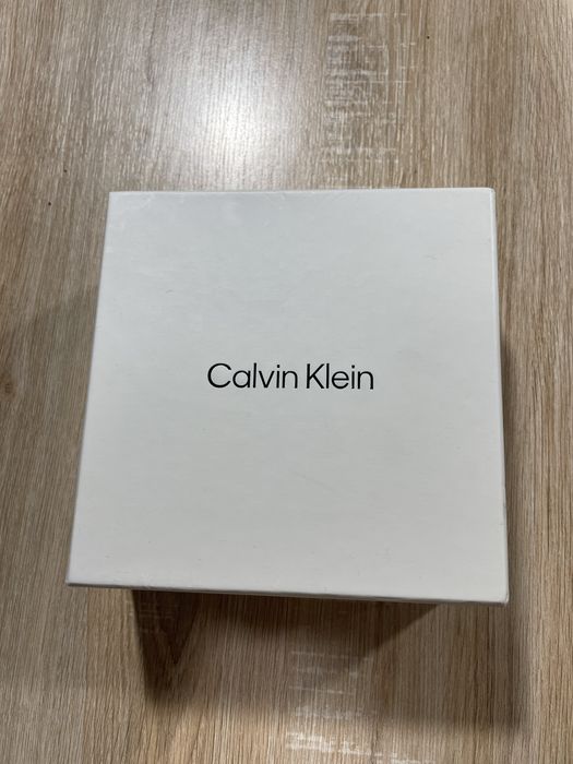 Cura Calvin Klein noua