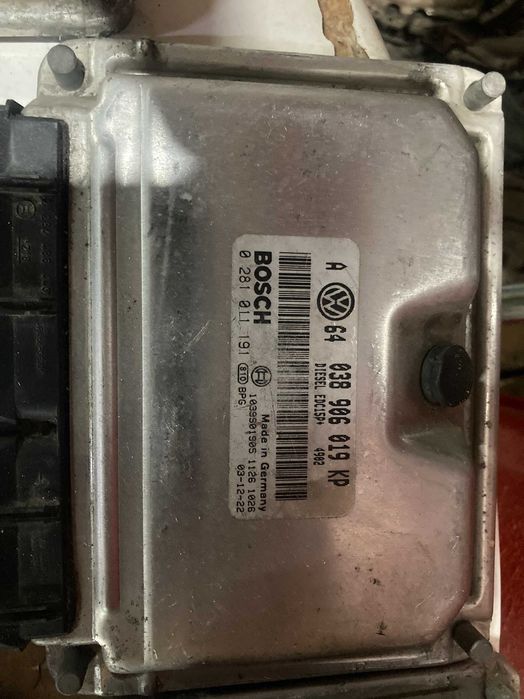 Компютър еку ecu електронен блок двигател Голф 4 комби 1.9тди 101кс