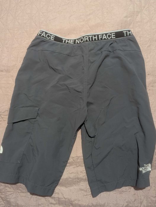 Къси панталони The North face