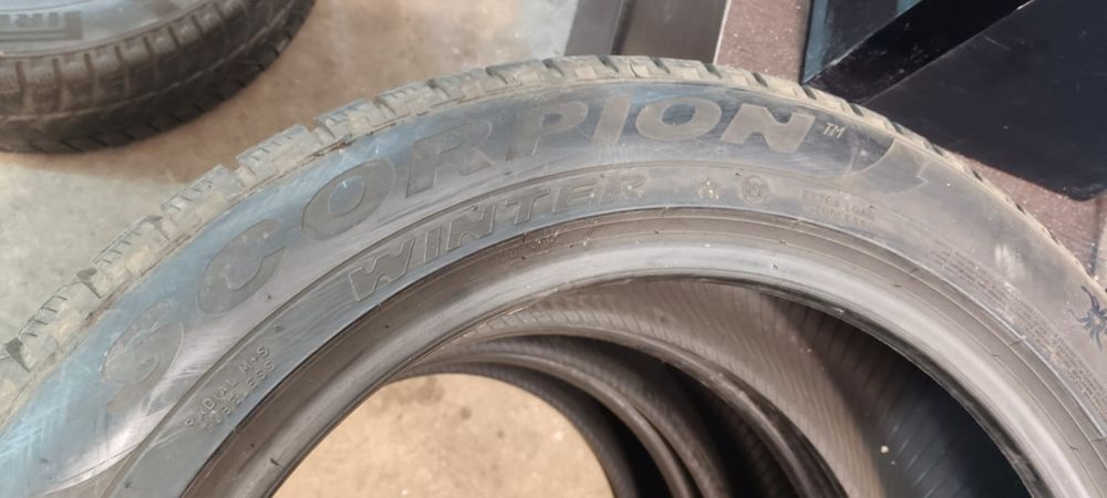 Продаю комплект Резины