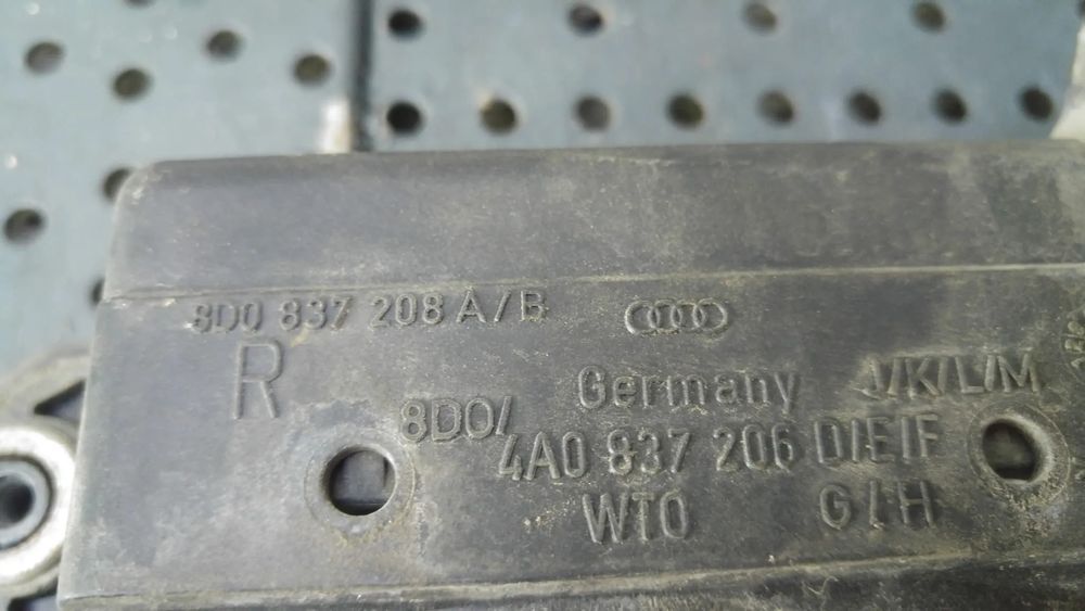 Maner usa dreapta fata audi a4 b5 8d 8d0837208ab 4a0837206
