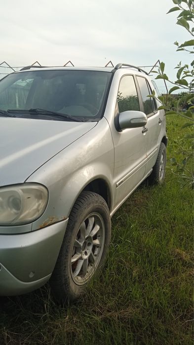 MERCEDES-BENZ ML-Class 2004 — imagine 4