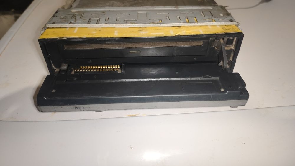 Продам магнитолу