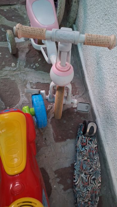 Бебешка играчка с музика